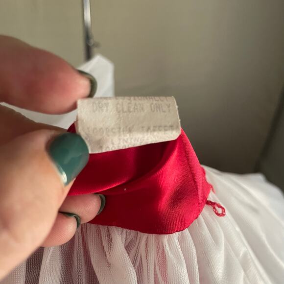 Neiman Marcus Helena Girls Red Pleated Silk Taffeta Dress. Size 18mo. EUC. - Picture 7 of 8